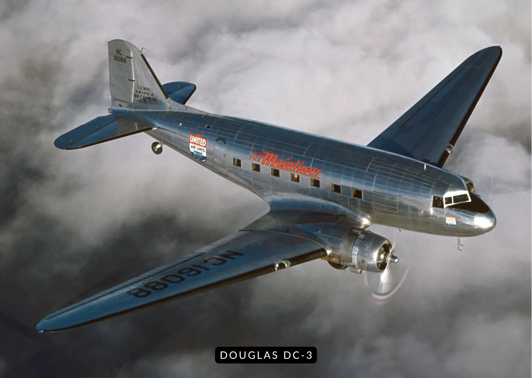 Vintage Douglas DC-3 in the air